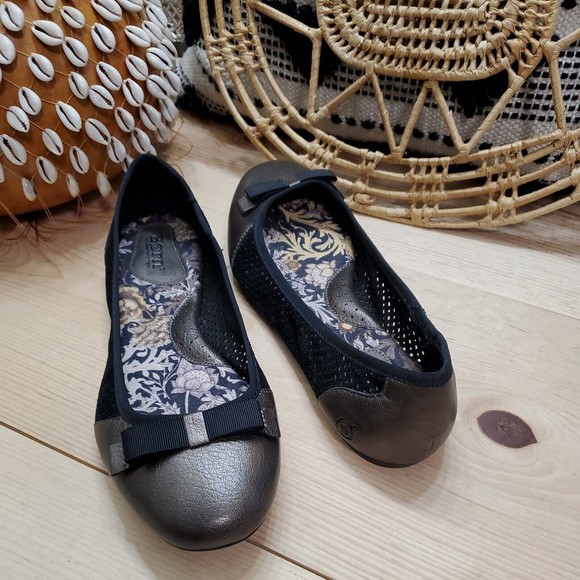 Born Mardea Slip On Ballet Flats Shoes Bronze Black Leather Women's Sz 10M EUC - Picture 1 of 12